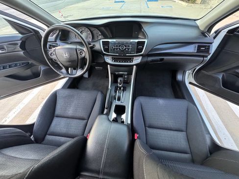 Used 2014 Honda Accord Sport image 11