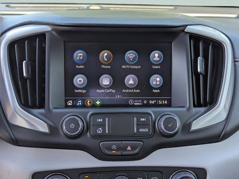 Used 2024 GMC Terrain SLT FWD image 30