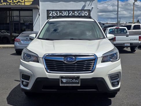 Used 2019 Subaru Forester Limited AWD/4WD image 3