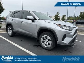 Used 2022 Toyota RAV4 LE image 1