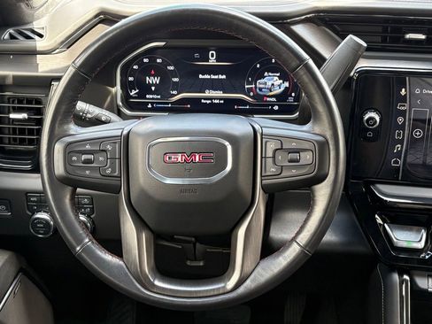 Used 2024 GMC Sierra 2500 AT4X AWD/4WD image 18
