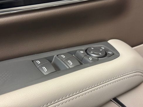 New 2026 GMC Yukon Elevation w/ Elevation Premium Package image 10