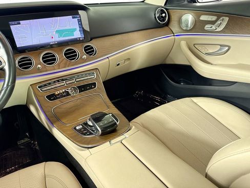Used 2019 Mercedes-Benz E 300 image 30