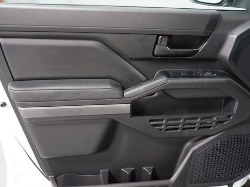 Certified 2025 Toyota Tacoma SR5 RWD image 31