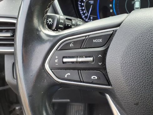 Used 2020 Hyundai Santa Fe SEL w/ Convenience + Premium Package image 18