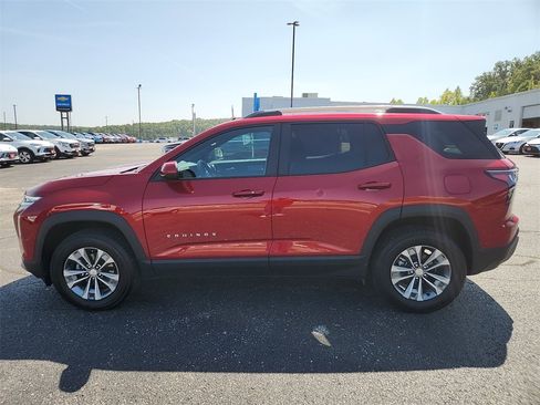 New 2025 Chevrolet Equinox LT w/ Convenience Package II image 5