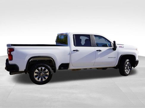 Certified 2024 Chevrolet Silverado 2500 Custom w/ Custom Value Package AWD/4WD image 4