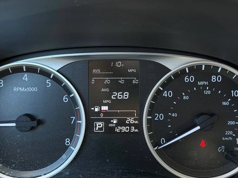 Certified 2025 Nissan Kicks Play S FWD image 31