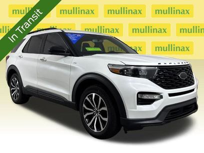 Certified 2023 Ford Explorer ST-Line w/ Class IV Trailer Tow Package
