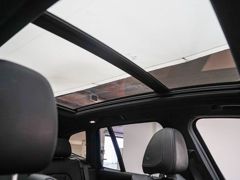Used 2023 BMW X3 sDrive30i w/ Premium Package RWD image 17