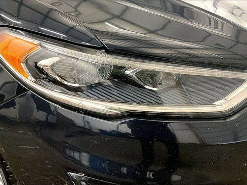 Used 2020 Ford Fusion Energi Titanium image 28