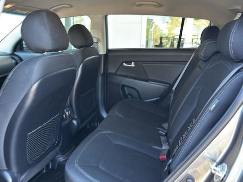 Used 2015 Kia Sportage SX image 9