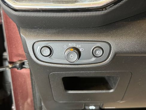 Used 2022 Chevrolet TrailBlazer LT FWD image 18