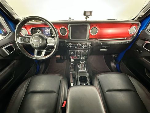 Used 2022 Jeep Wrangler Unlimited Rubicon w/ LED Lighting Group AWD/4WD image 10