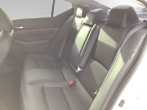 Used 2022 Nissan Altima 2.5 SR image 13