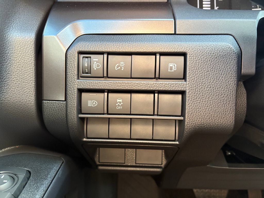 Used 2026 Toyota 4Runner SR5 AWD/4WD image 23