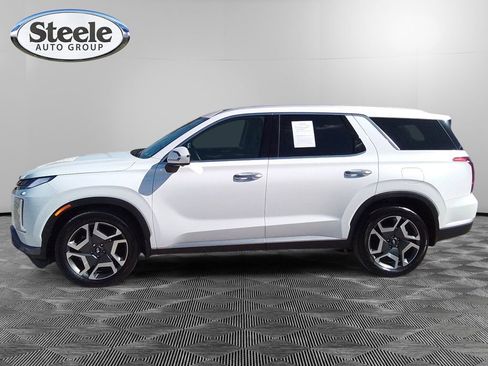 Certified 2025 Hyundai Palisade SEL image 2