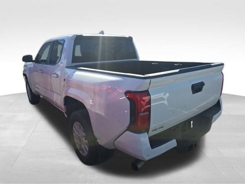 Used 2024 Toyota Tacoma SR5 image 3