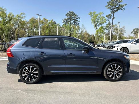 Certified 2025 Volvo XC60 B5 Plus image 4