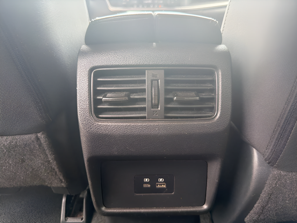 Used 2023 Nissan Rogue SV FWD image 25