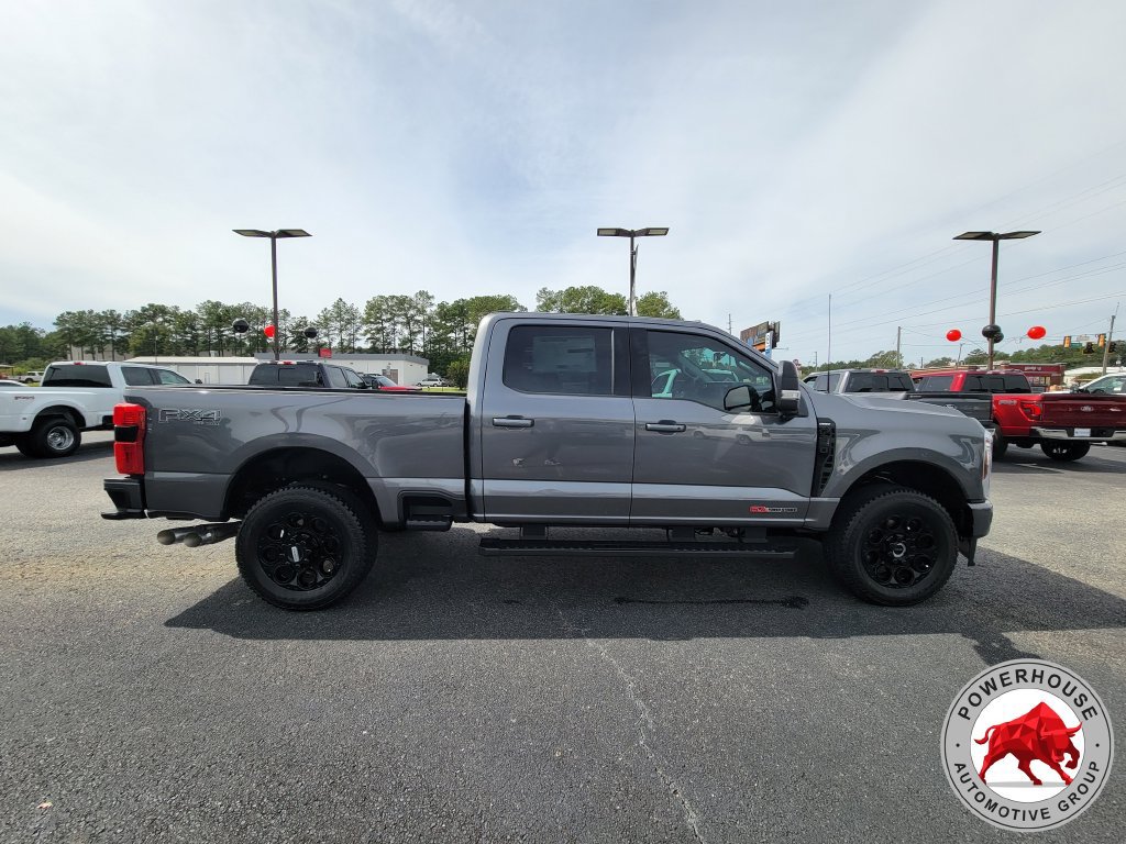 New 2027 Ford F350 Lariat w/ Black Appearance Package AWD/4WD image 8