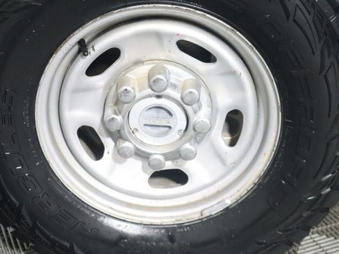 Used 2018 Ford F250 XL w/ Power Equipment Group image 18