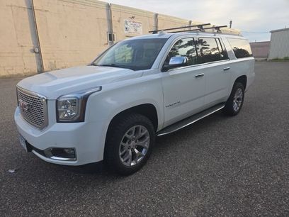 Used 2016 GMC Yukon XL SLE w/ Convenience Package