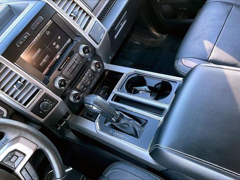 Used 2015 Ford F150 Lariat w/ Equipment Group 502A Luxury image 13