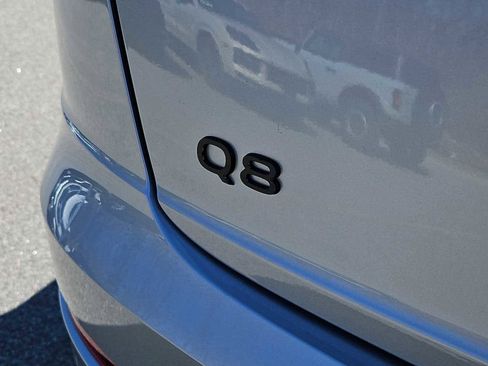 Certified 2025 Audi Q8 Premium AWD/4WD image 6