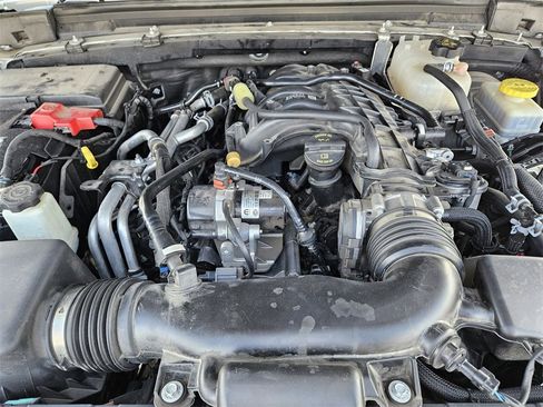 Used 2023 Jeep Wrangler Unlimited Rubicon w/ Xtreme 35 Tire Package image 29