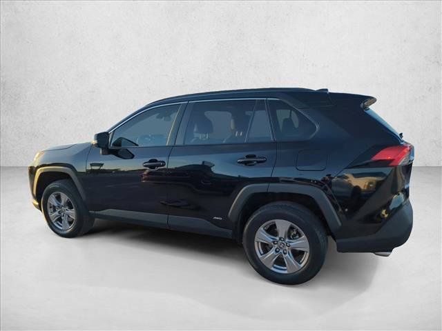 Certified 2024 Toyota RAV4 LE AWD/4WD image 8
