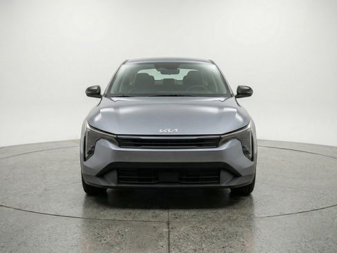 Used 2025 Kia K4 LXS FWD image 2