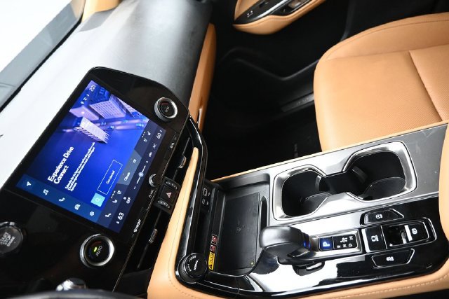 Used 2025 Lexus NX 250 FWD w/ Accessory Package (Z1) image 23