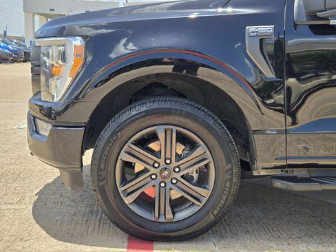 Used 2022 Ford F150 XLT w/ Equipment Group 302A High AWD/4WD image 5