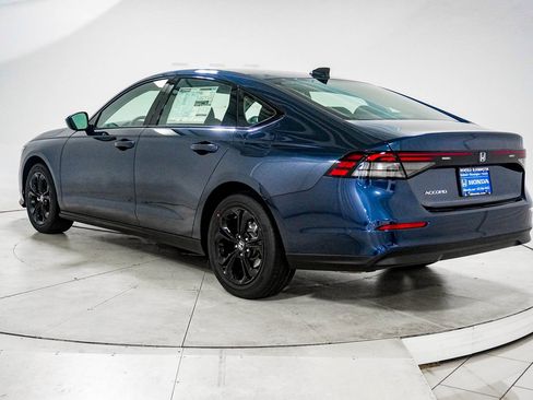 New 2025 Honda Accord SE image 6