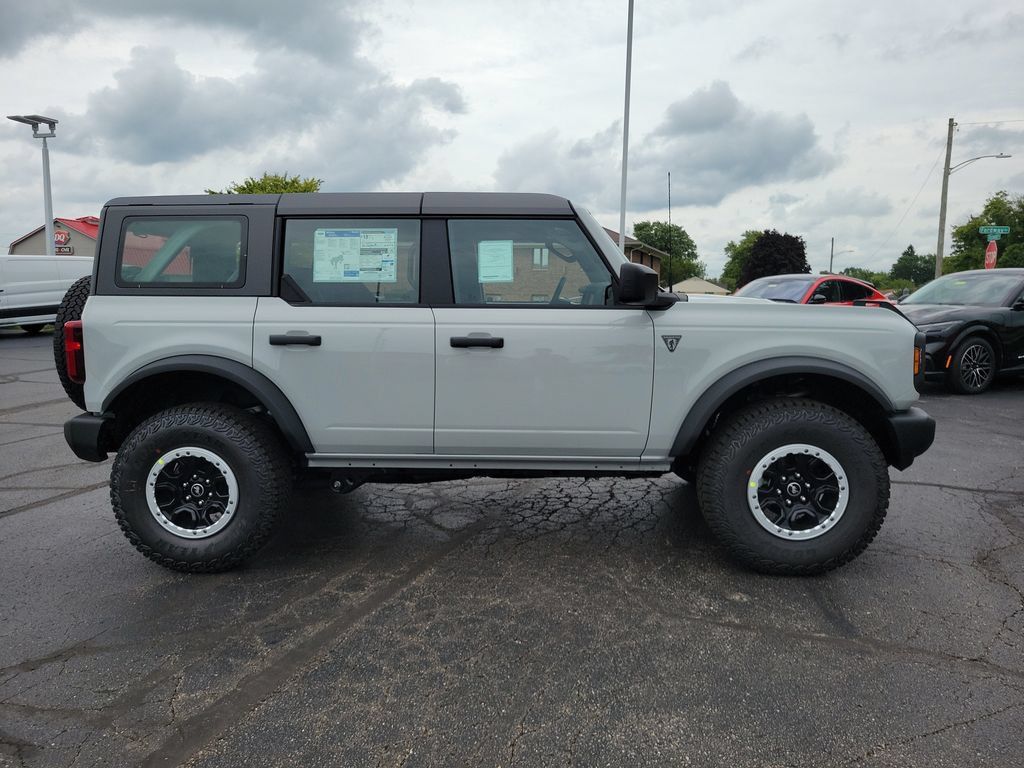 New 2026 Ford Bronco 4-Door w/ Sasquatch Package AWD/4WD image 3