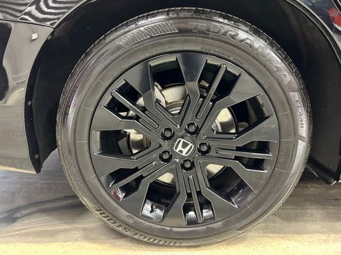 Used 2025 Honda Odyssey Sport-L image 25