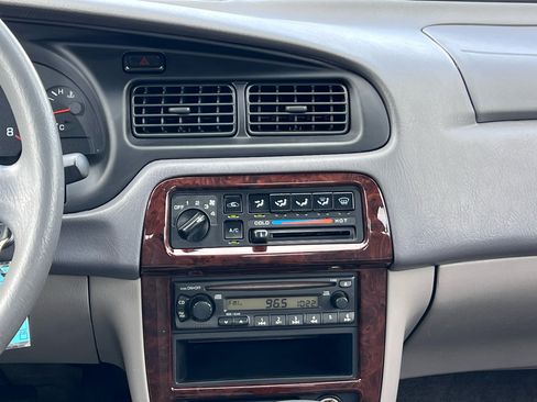 Used 2001 Nissan Altima GXE image 46