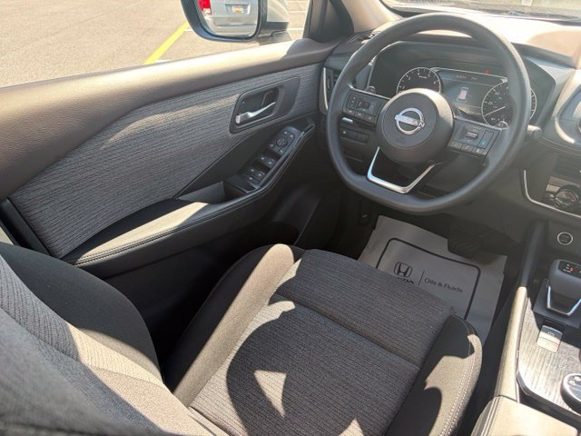 Used 2023 Nissan Rogue SV AWD/4WD image 32