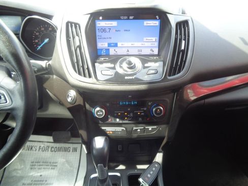 Used 2017 Ford Escape Titanium AWD/4WD image 31