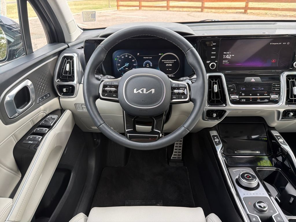 Used 2023 Kia Sorento SX Prestige AWD/4WD image 20