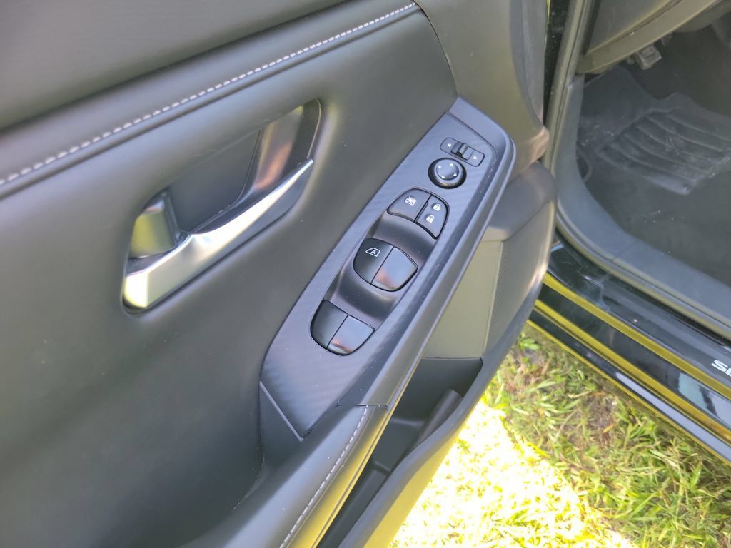 Used 2024 Nissan Sentra SV w/ All-Weather Package FWD image 18