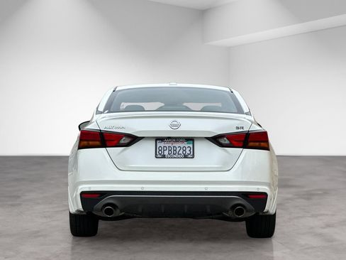 Used 2020 Nissan Altima 2.5 SR w/ Premium Package FWD image 5