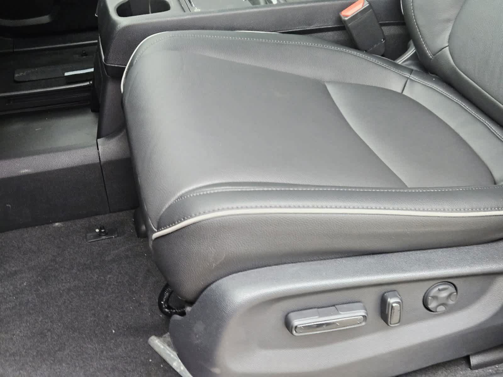 New 2027 Honda Odyssey Touring image 19