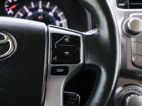 Used 2018 Toyota 4Runner SR5 Premium image 22