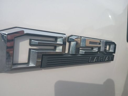 Used 2018 Ford F150 Lariat w/ Equipment Group 502A Luxury AWD/4WD image 19