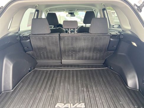 Used 2023 Toyota RAV4 LE image 9