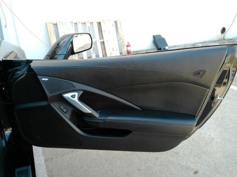 Used 2016 Chevrolet Corvette Z06 w/ 2LZ Preferred Equipment Group image 21