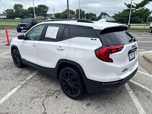 Used 2020 GMC Terrain SLE w/ Elevation Edition FWD image 19