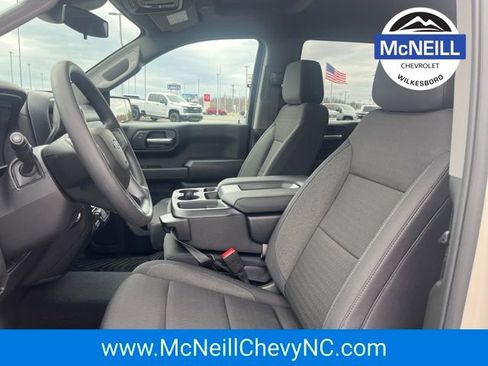 New 2026 Chevrolet Silverado 1500 Custom Trail Boss w/ Dark Appearance Package image 16